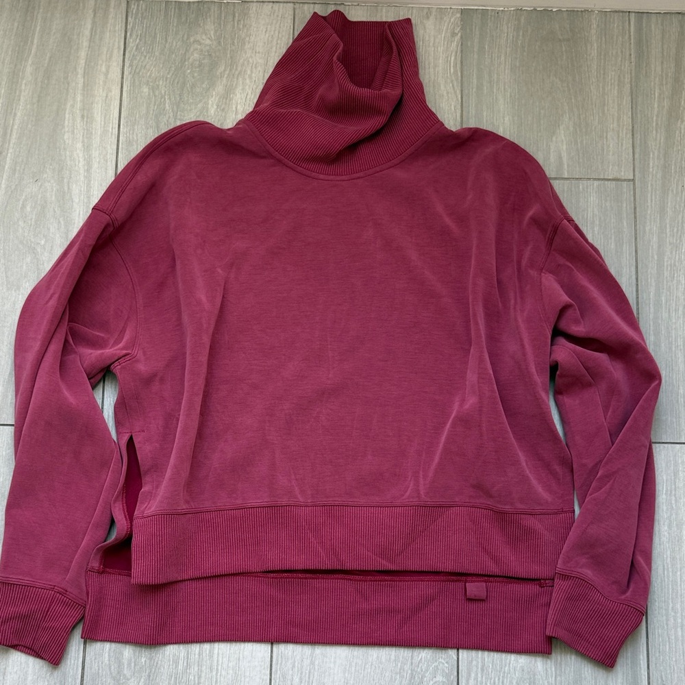 Lululemon Softstreme Turtleneck Pullover Pomegranate Size 6